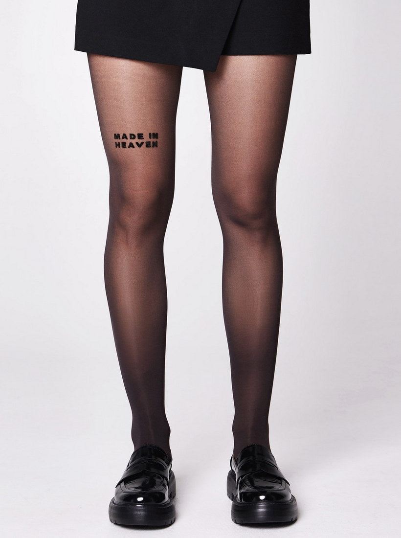 40 den Statement Strumpfhose mit dem Schriftzug Made in Heaven von saint sass.