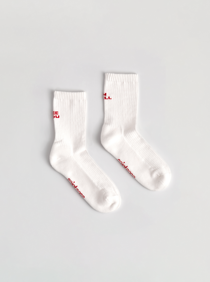 Socken mit Statement See you in Hell aufgeteilt auf den hintern Teil der linken und rechten Socke. 